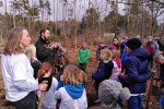 Pflanzaktion-im-Gemeindewald-Seeheim-04c-Einweisung-Hungenberg-Foto-Sabine-Durst-10x13s