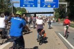 aussteigen-06-Radeln-auf-der-Autobahn-A661-13-10x14s