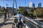 aussteigen-08-Sammelpunkt-Mainbrücke-zur-Rückfahrt-02-10x13s