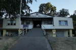 09 Bootshaus Aken am Abend 01