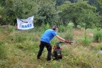 Pflegeeinsatz-NABU-Grundstück-02-Jan-am-Mäher10x15s