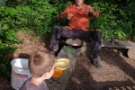 Abendessen im Wühlmausgarten 1