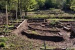 Kräuterspirale-im-Wühlmausgarten-01-10x15s